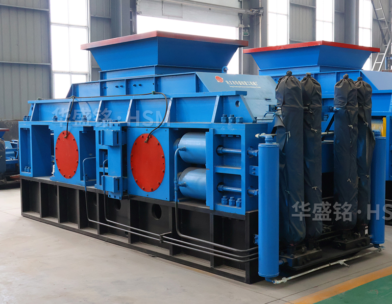 什么設(shè)備可破碎可制砂？新型對(duì)輥制砂機(jī)多少錢一臺(tái)？