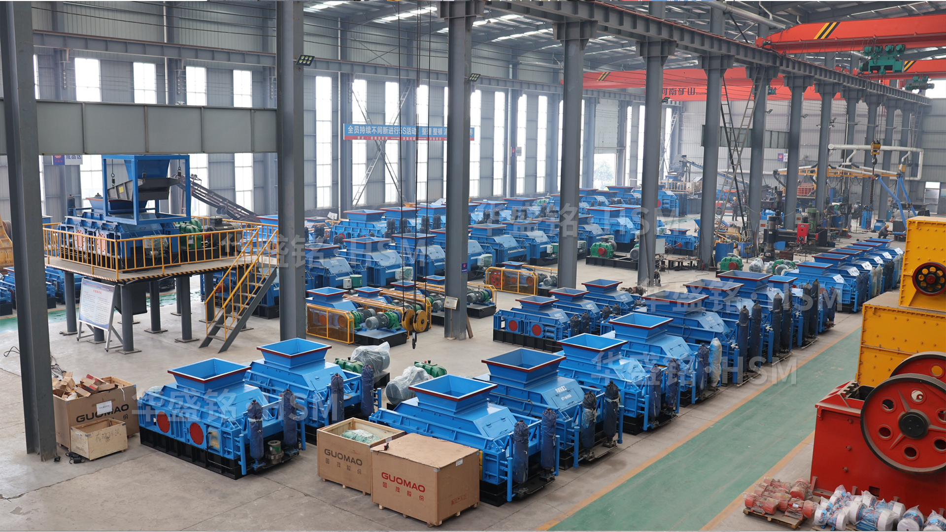 砂廠回料處理難？大型對輥破碎機(jī)助您成品率上升，成本直降降低