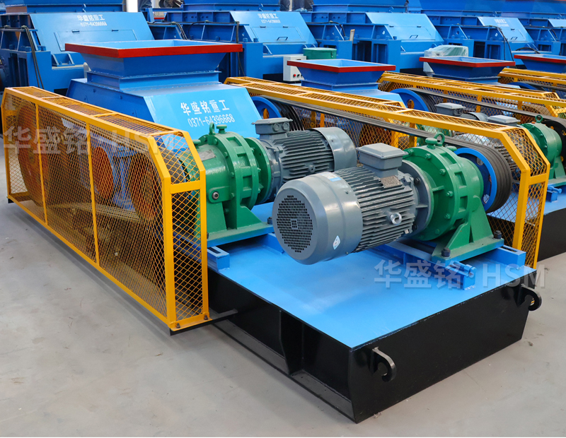 破碎石膏料用雙齒輥破碎機(jī)怎么樣？華盛銘破碎機(jī)廠家實(shí)力如何？